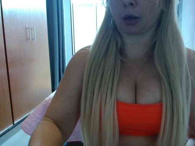 sexymommy77 webcam