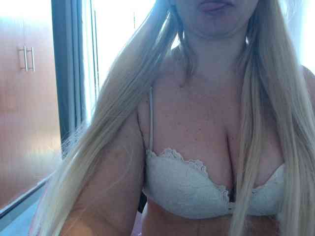 sexymommy77 webcam