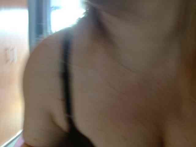 sexymommy77 webcam