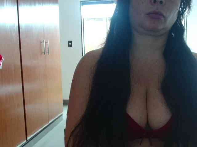 sexymommy77 webcam