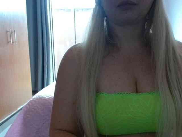 sexymommy77 webcam