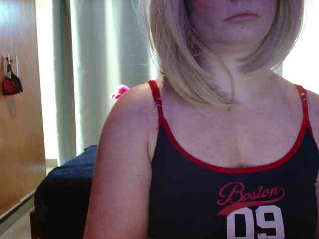 JussaraMilf webcam