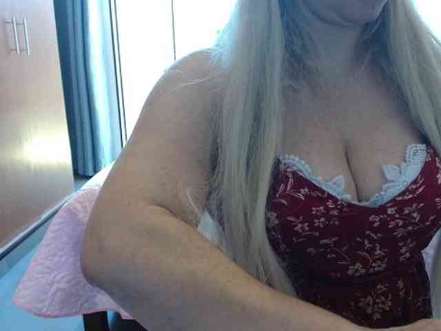 sexymommy77 webcam