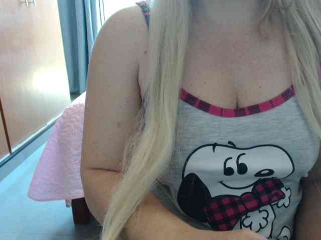 sexymommy77 webcam