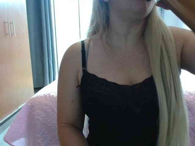 sexymommy77 webcam