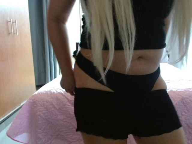 sexymommy77 webcam