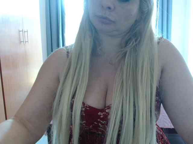 sexymommy77 webcam