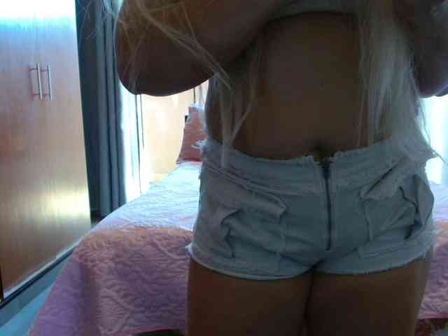 sexymommy77 webcam