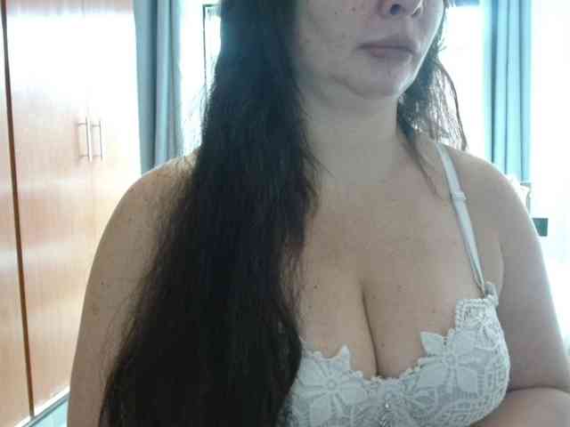 sexymommy77 webcam