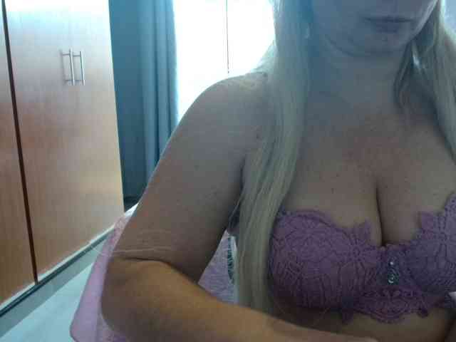 sexymommy77 webcam