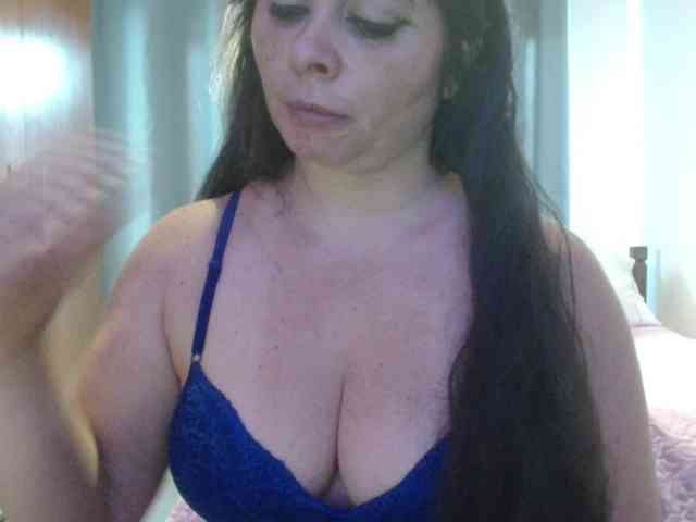 sexymommy77 webcam