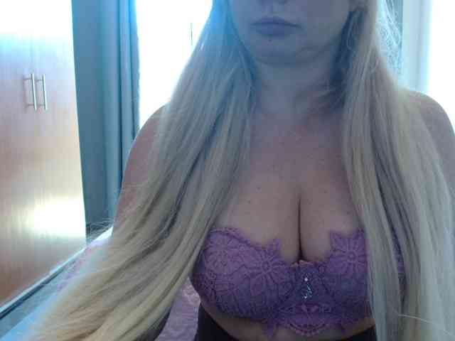 sexymommy77 webcam