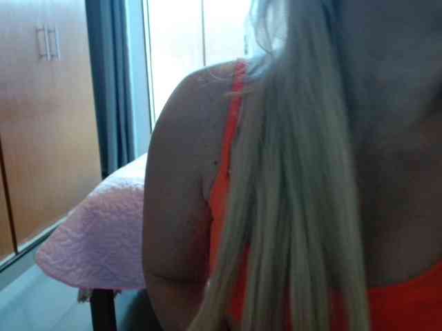 sexymommy77 webcam