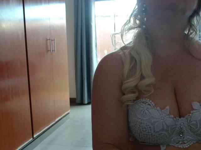 Jussara-Milf Jussara-Milf