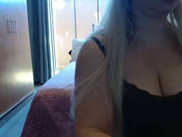 sexymommy77 webcam
