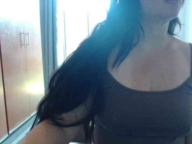 sexymommy77 webcam