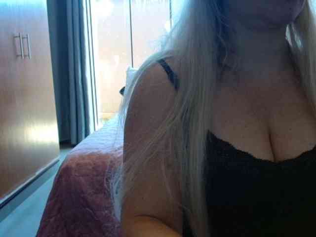 sexymommy77 webcam