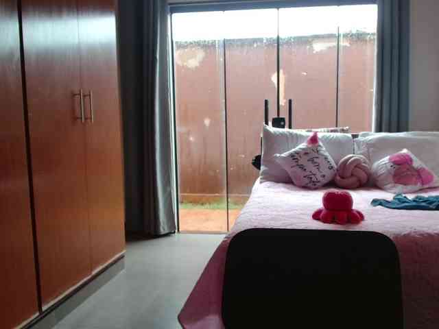 Jussara-Milf Jussara-Milf