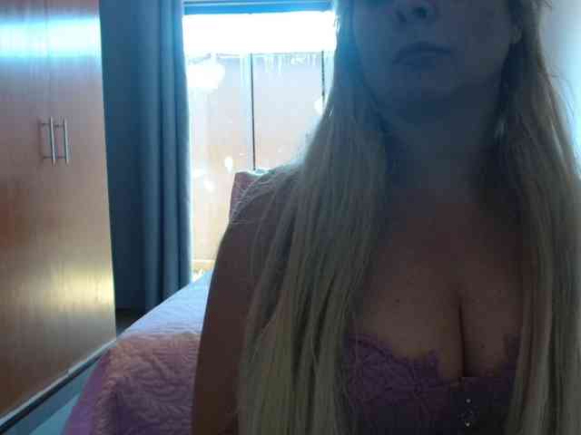 sexymommy77 webcam