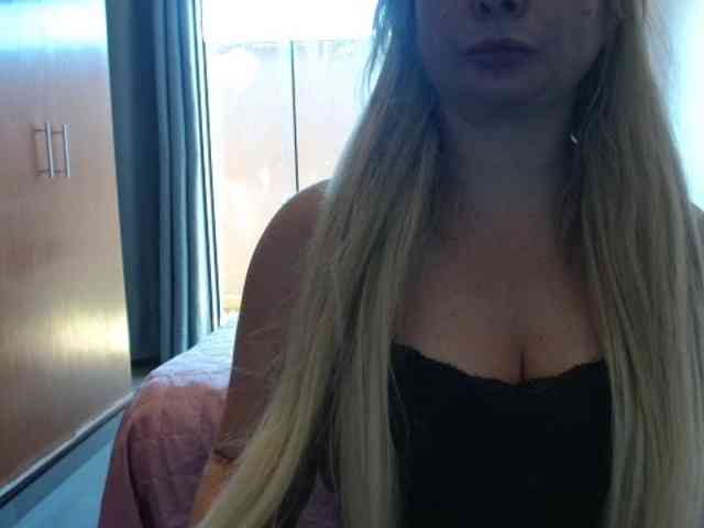 sexymommy77 webcam