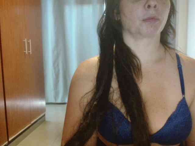 sexymommy77 webcam