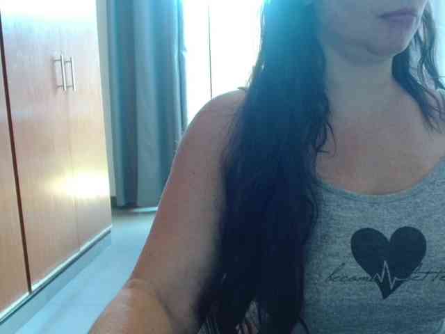sexymommy77 webcam