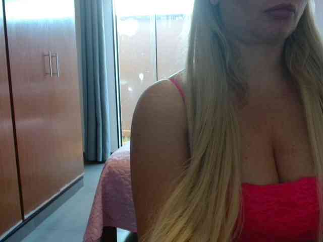 sexymommy77 webcam
