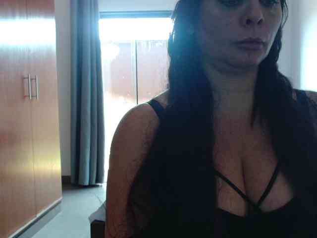 sexymommy77 webcam