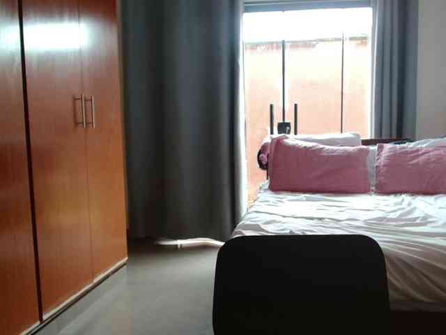 Jussara-Milf Jussara-Milf