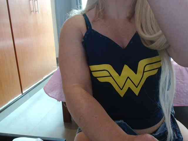 sexymommy77 webcam