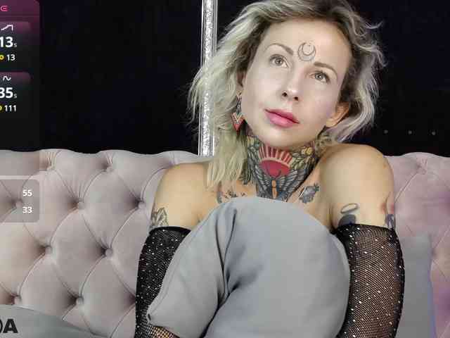 MandyMuse webcam