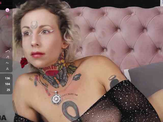 MandyMuse webcam