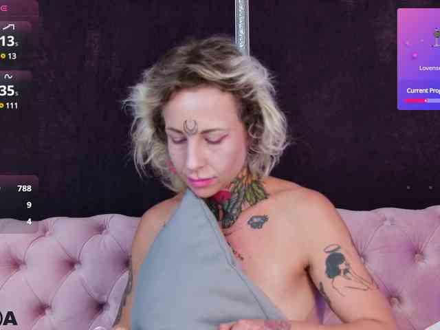 MandyMuse webcam