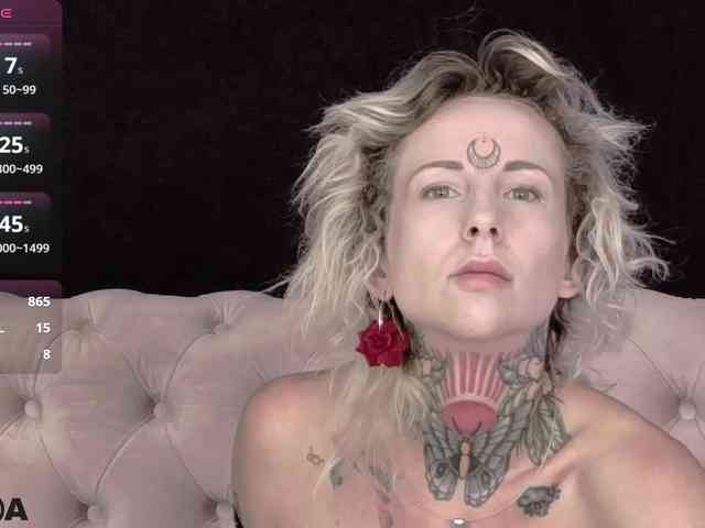 MandyMuse webcam