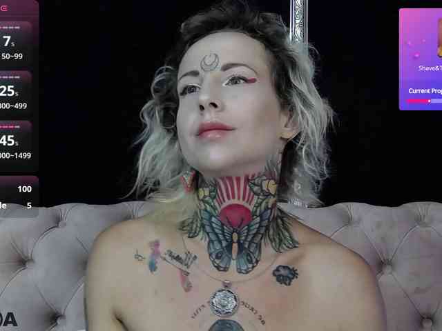 MandyMuse webcam