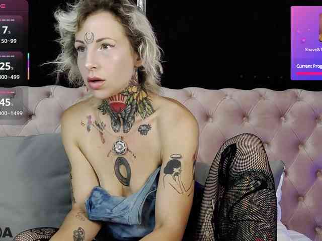 MandyMuse webcam