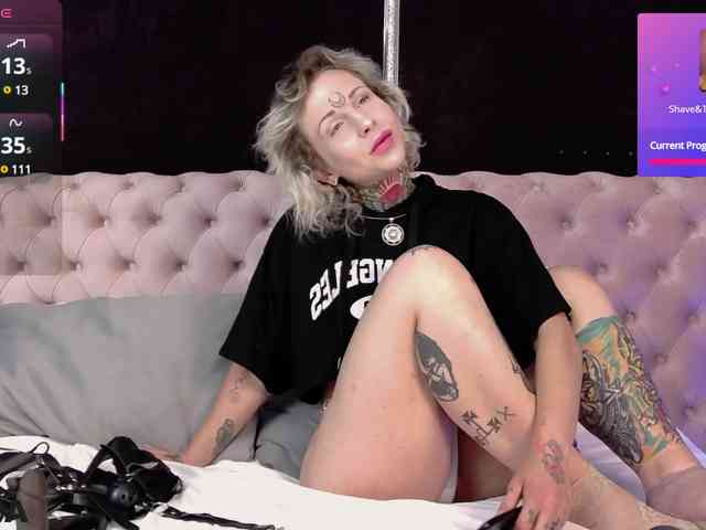 MandyMuse webcam
