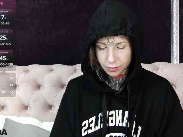 MandyMuse webcam