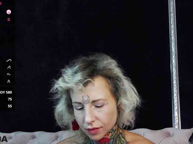 MandyMuse webcam