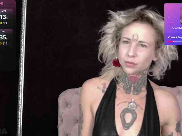 MandyMuse webcam