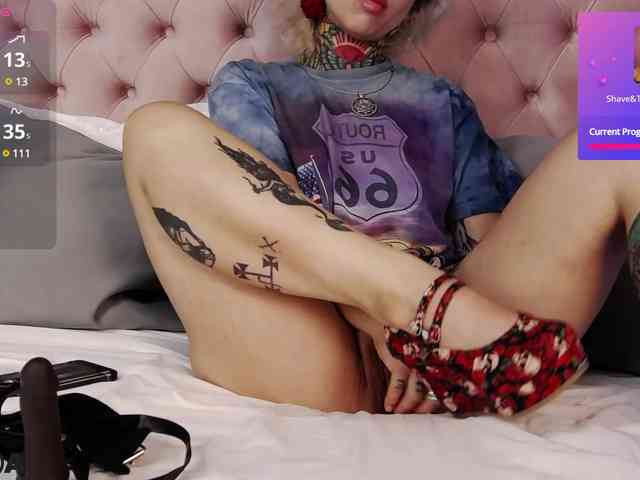 MandyMuse webcam