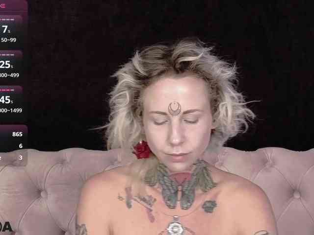 MandyMuse webcam