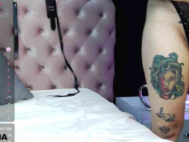 MandyMuse webcam