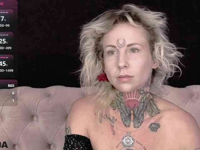 MandyMuse webcam