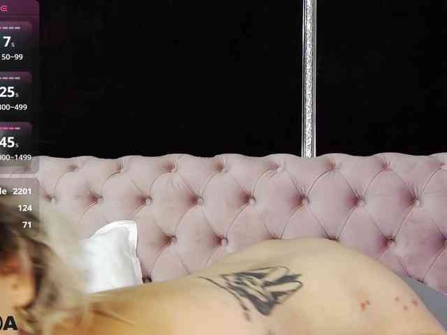 MandyMuse webcam
