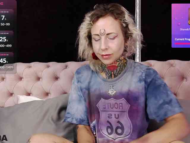 MandyMuse webcam