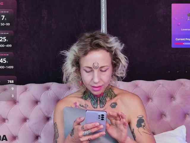 MandyMuse webcam