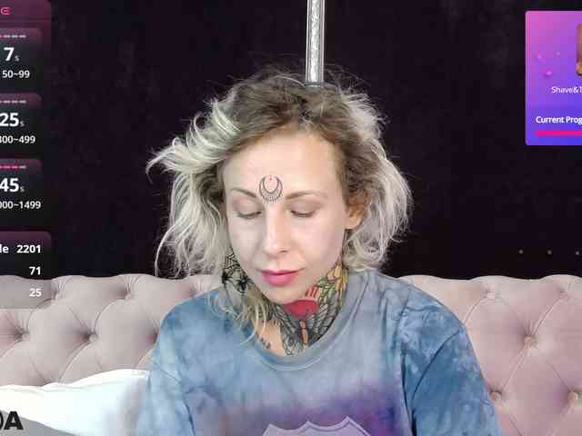 MandyMuse webcam