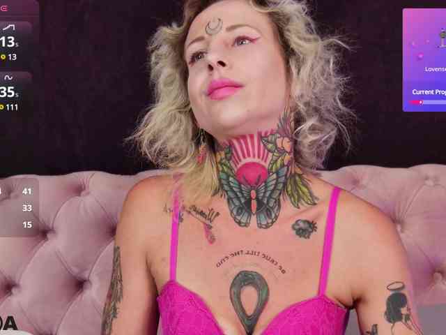 MandyMuse webcam