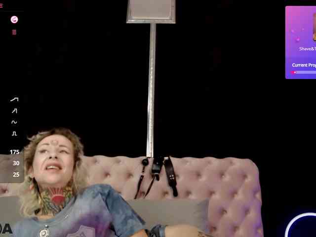 MandyMuse webcam